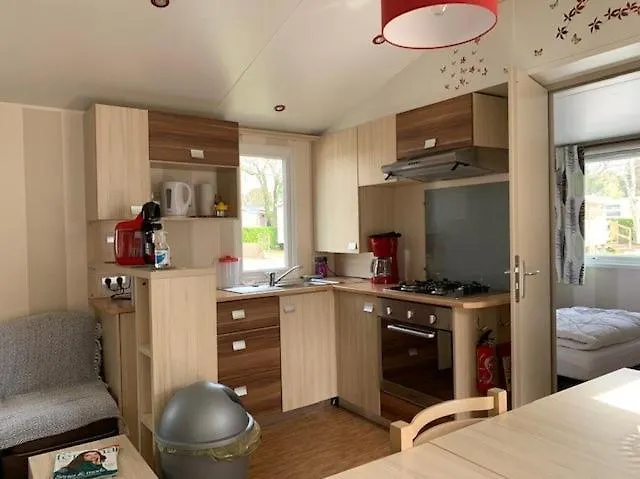 Kerlann 4 Etoiles Mobil Home 3 Chs 2 Sdb Pont Aven Finistere France