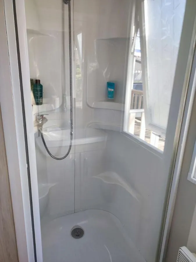 Kerlann 4 Etoiles Mobil Home 3 Chs 2 Sdb Pont Aven Finistere 0*, Pont-Aven
